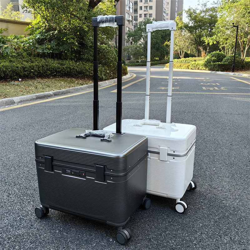 New Captain's Travel Case Flip - Foldable Rolling Luggage Bag 评论和价格